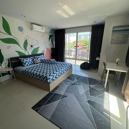 The Chu Cafe / Guesthouse Nai Harn Exterior photo