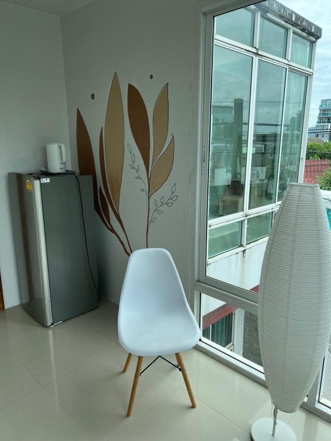 The Chu Cafe / Guesthouse Nai Harn Exterior photo